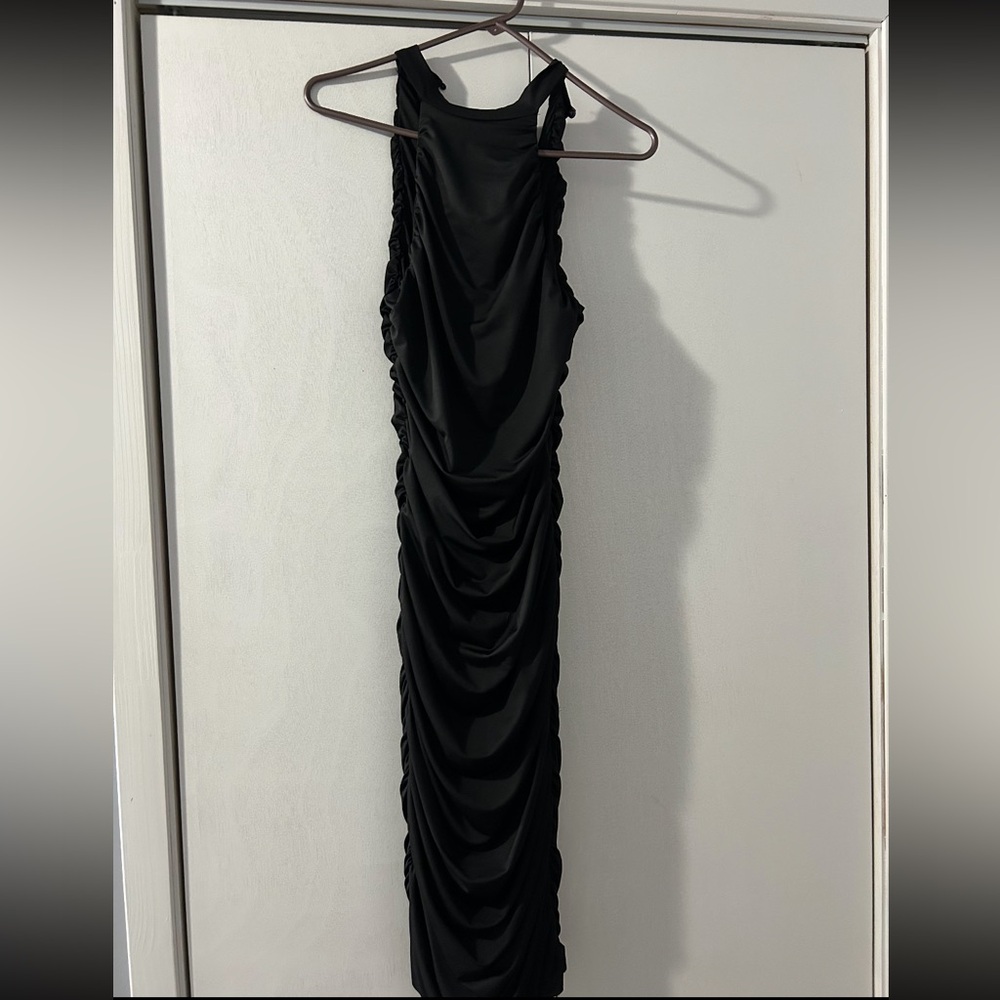 Elegant Black Sleeveless Dress